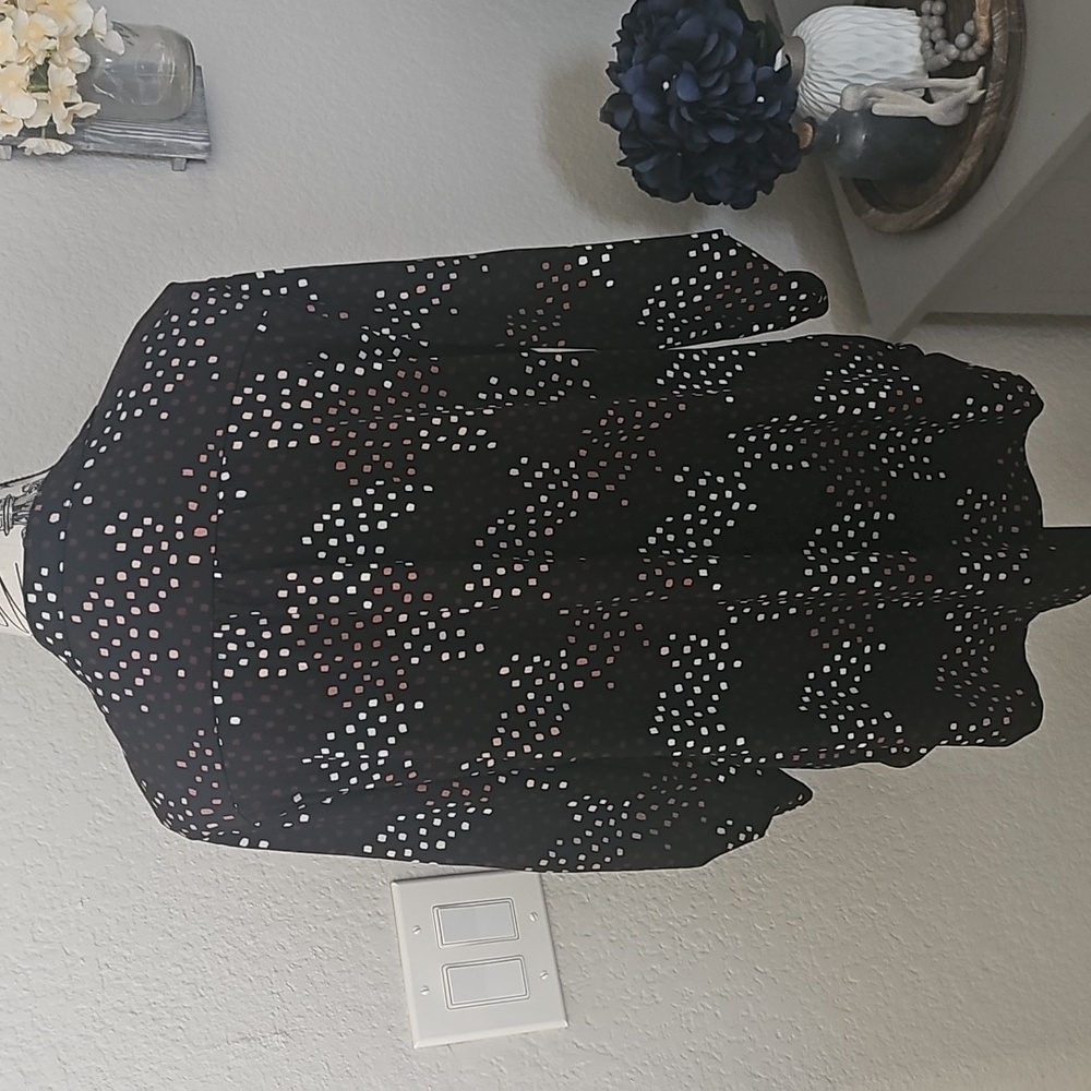 NY Collection Patterned Blouse - Picture 3 of 4